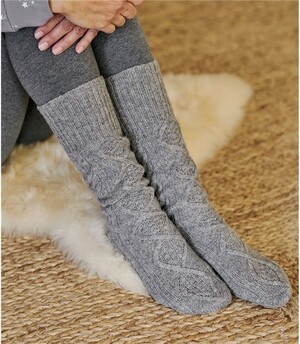 Женские носки из натуральной шерсти ягненка : P324