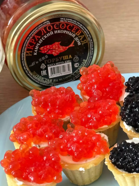 Икра палтуса, красная восстановленная, мед, свежие фрукты к НГ